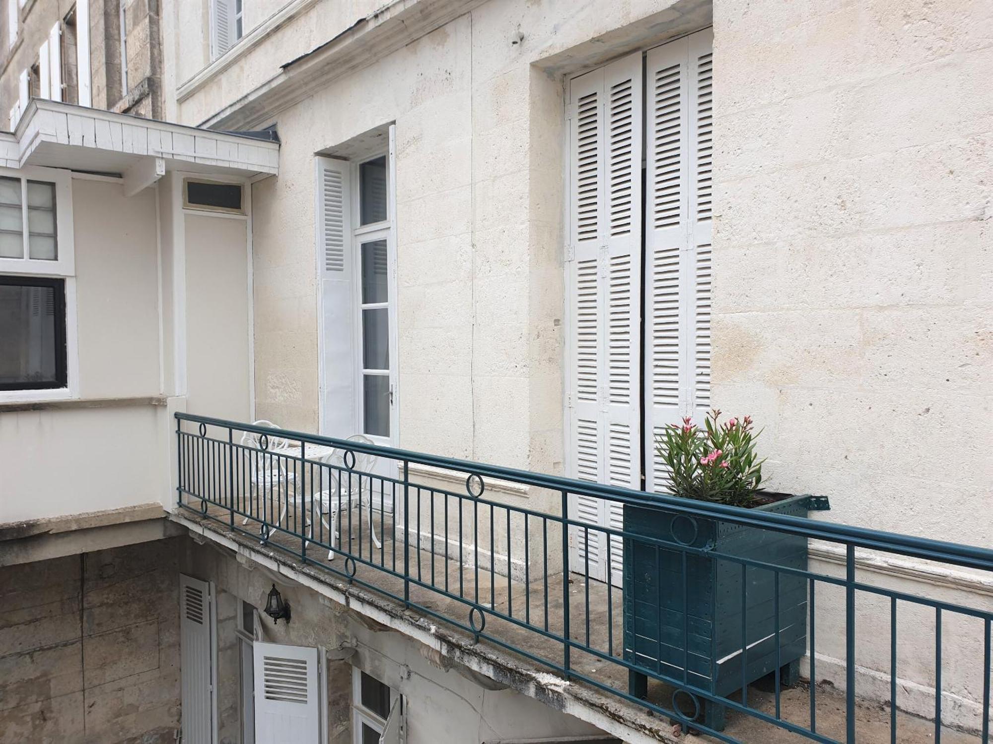 Meubles De L'Arsenal Coeur De Ville ! Angoulême Exteriör bild